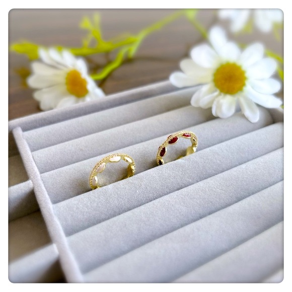 ✨NEW color LAUNCH✨s925 Stamped circle shapes adjustable ring. 3 colors for women - Picture 4 of 11